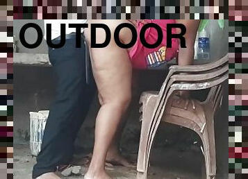 RISKY OUTDOOR WITH MY EX  CHUBBY AUNTY DOGGY FUCK OUTDOOR  Mature couple risky outdoor sex