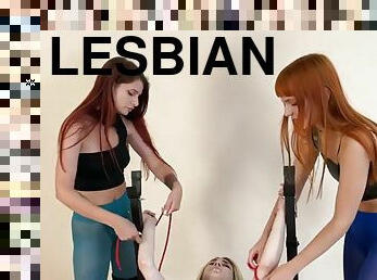 חתיכות, לסבית-lesbian, שלישיה, תחת-butt, פטיש, יושבת-על-הפנים