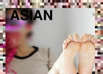 aasialainen, suihinotto, japanilainen, jalat, mälli, täydellinen, fetissi, kiinalainen, korealainen, jalkahomma