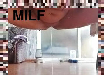 MEADA DE UNA MILF