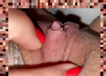 cul, clito, grosse, masturbation, chatte-pussy, amateur, belle-femme-ronde, culotte, solo, humide