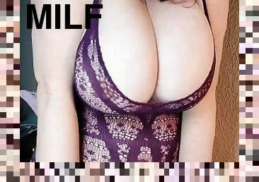 Her huge Milf tits jiggle and bounce