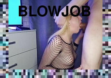 amatör, brudar, avsugning, cumshot, tonåring, sväljer, gloryhole, sprut, blond, nätstrumpor