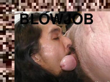 ayah, blowjob-seks-dengan-mengisap-penis, homo, bintang-porno, deepthroat-penis-masuk-ke-tenggorokan, berciuman, berambut-pirang, ayah-daddy, tato, pengisapan