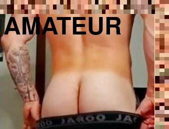 amateur, homoseksual, pelucutan, punggung-butt, solo, berotot, tatu, zakar