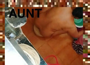 Aunty bathing under hidden cam