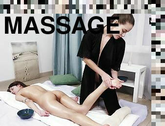 Natasha Enjoys Some Foot Fetish Massage From Masseuse
