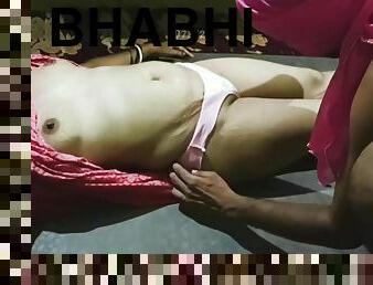 Bhabhi Enjoy Sex Relationship With Her Ameture Dever