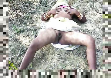 Today Exclusive- Desi Randi Bhabhi Handjob And Out Door Sex