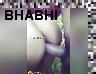 Today Exclusive- Desi Randi Bhabhi Outdoor Fucking