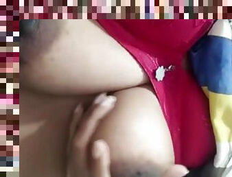 Indian Mallu - Maid With Red Bra Masturbates In The Morning