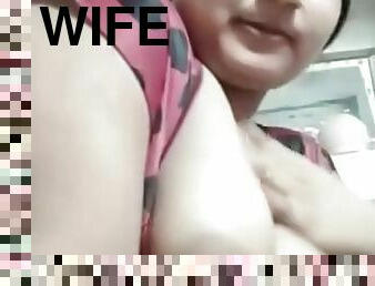 Chhindwara Desi Wife Exposing Butter Boobs