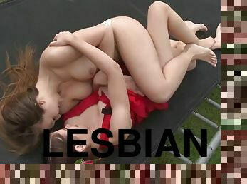 di-luar, lesbian, rambut-perang