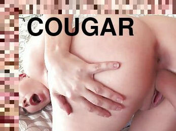 Cougar Dana Dearmond seduces her daughter's bf to fill up her mouth & pussy