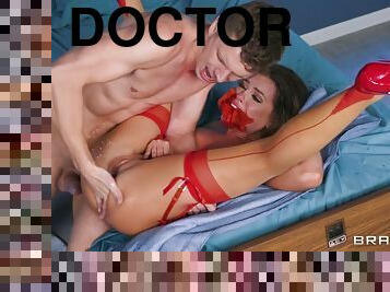 Brazzers Slutty doctor gives her patient a special treatment