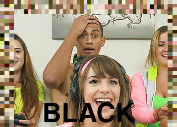 Payton Lee and Kimmy Granger are sharing one black dick
