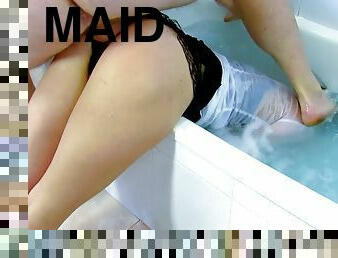 Fluffy Maid Goes Diving In Bathroom While Had Intercourse