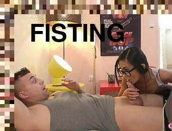 fisting, gammal, orgasm, fitta-pussy, smal, galen, fingerknull, 18år, söt, äldre