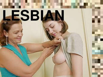 Lesbian-Roma021