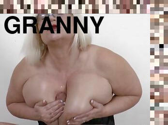 Big-Breasted brit granny blowing and tit fucks