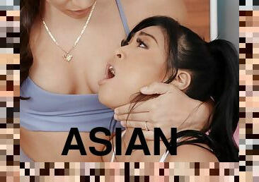 asiatiche, orgasmi, schizzi-di-umore, lesbiche, giovanissime, hardcore, allenamenti