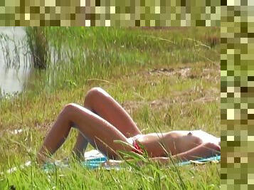 en-plein-air, amateur, babes, ados, cam, voyeur, salope, jeune-18, bout-a-bout