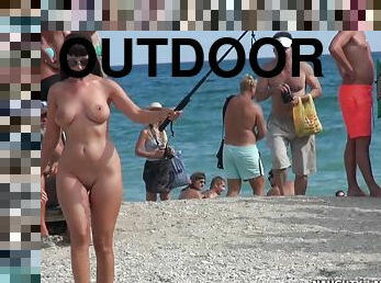 gros-nichons, en-plein-air, public, milf, maman, plage, européenne, euro, naturel, gros-seins