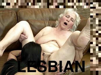 Grannies show what a real lesbian sex should look like