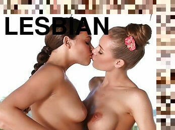 בחוץ, לסבית-lesbian, כוכבת-פורנו, בלונדיני, יפה, חור-בתחת