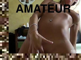 amateur, babes, ejaculation-sur-le-corps, ados, maison, point-de-vue, jeune-18, ejaculation, blonde, mignonne