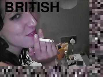 British ho got laid in threesome orgy - blowjobs