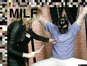 mamelons, vieux, mature, granny, milf, maman, bdsm, dad-girl, plus-agée, bondage