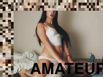 Amateur blonde teen dancing naked on webcam
