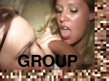 zabava, veliki-kurac, drkanje, grupni-seks, pov, plavuše, s-pirsingom
