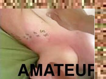 amateur, babes, fellation, milf, fellation-profonde, couple, belle-femme-ronde, salope, point-de-vue, tatouage