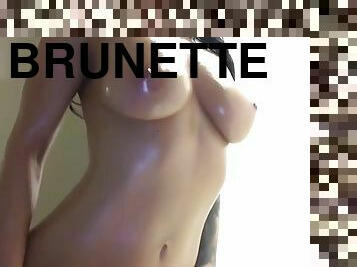 Katrina.jade.oiled.solo