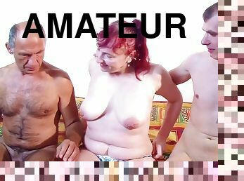 papa, levrette, maman-et-garçon, vieux, femme, amateur, mature, fellation, ejaculation-sur-le-corps, hardcore