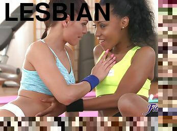 pička-pussy, lezbejke, brazil, čizme, teretana