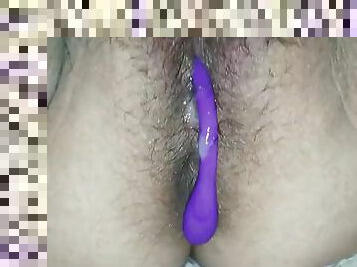 My hairy pussy gets her interactive toy, lets play guys, do you want to have control? write me