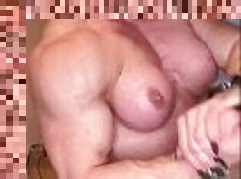 culo, amateur, maduro, madurita-caliente, a-solas, checa, musculada, amante, dominación, morena