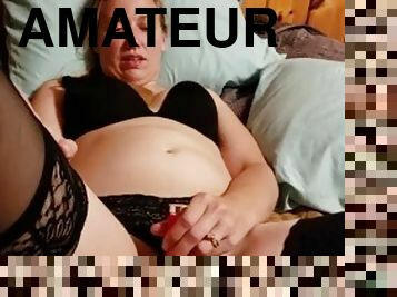 masturbācija-masturbation, orgasms, amatieris, spēļmanta, aptaustīšana, draudzene, blondīne, apakšveļa