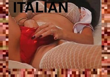 tetas-grandes, masturbación, enfermera, polla-enorme, madurita-caliente, estrella-del-porno, italiano, polla