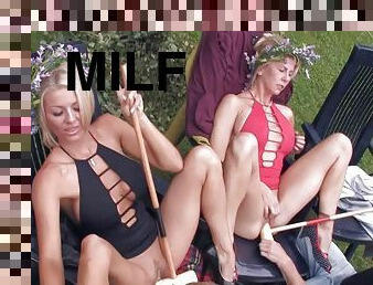 store-patter, udendørs, pikslikkeri, udløsning, milf, gruppesex-groupsex, i-ansigtet, blond