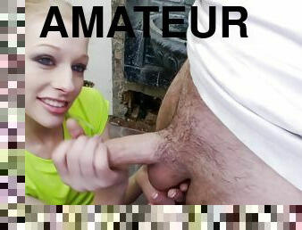 amateur, ejaculation-sur-le-corps, branlette, point-de-vue, ejaculation, blonde, mignonne, par-voie-orale