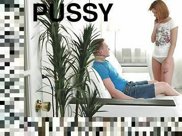 fitta-pussy, anal, tonåring, rödhårig, slyna, första-gången, rakad, ben