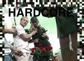 hardcore, rubia