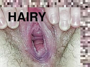 clito, poilue, masturbation, chatte-pussy, femme, amateur, mature, milf, maison, doigtage