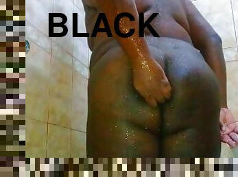 cul, baignade, grosse, masturbation, amateur, ejaculation-sur-le-corps, ébène, branlette, black, belle-femme-ronde