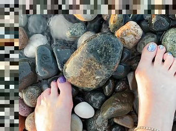 Foot fetish at the beach (with ASMR) - small feet and long toes of Mistress Lara