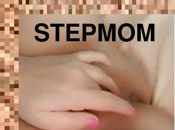 tatic, masturbare-masturbation, mama-si-baiat, batran, pasarica, amatori, matura, milf, mama, cu-degetelul